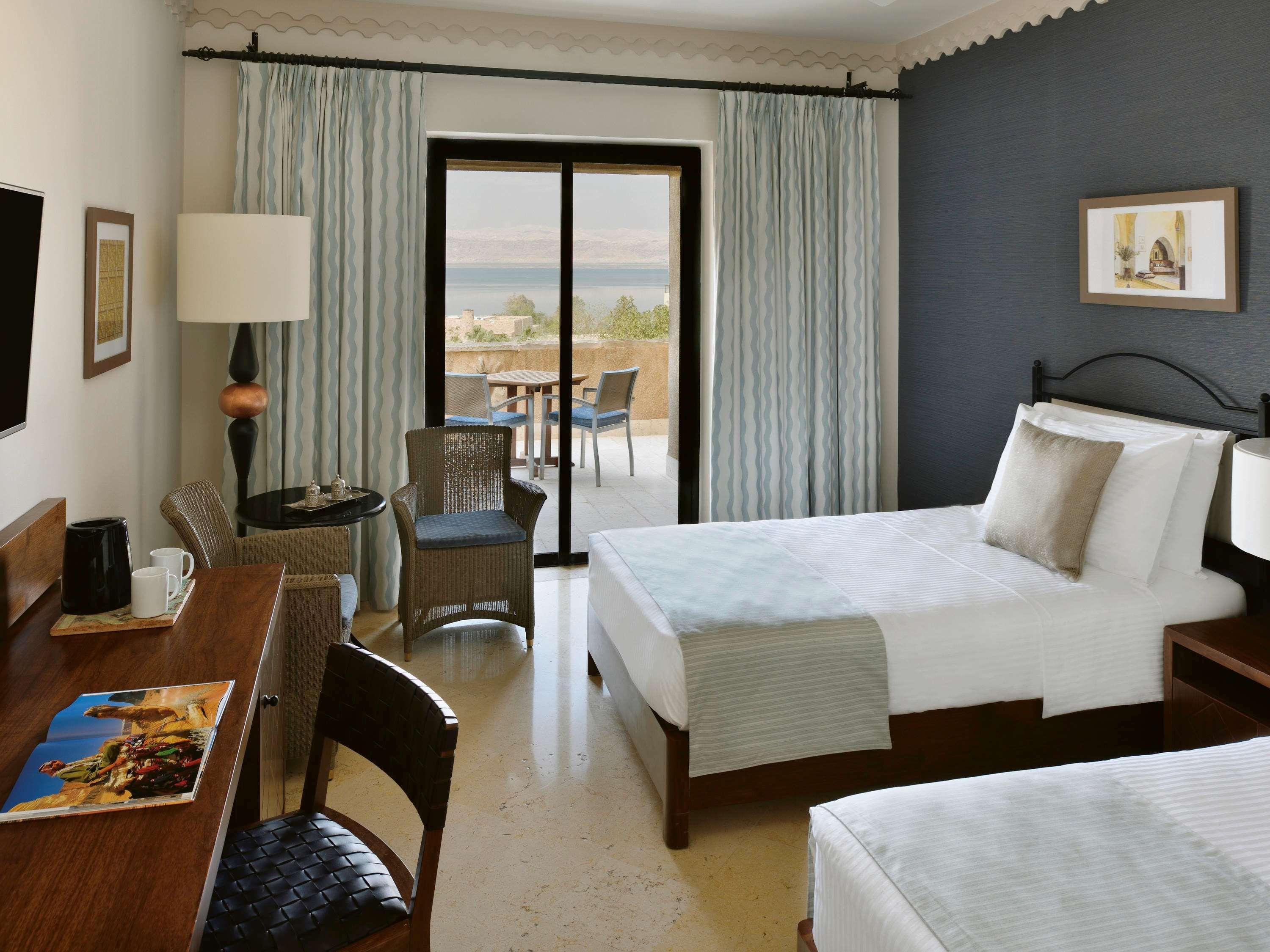 Moevenpick & Dead Sea 5* Sweimeh