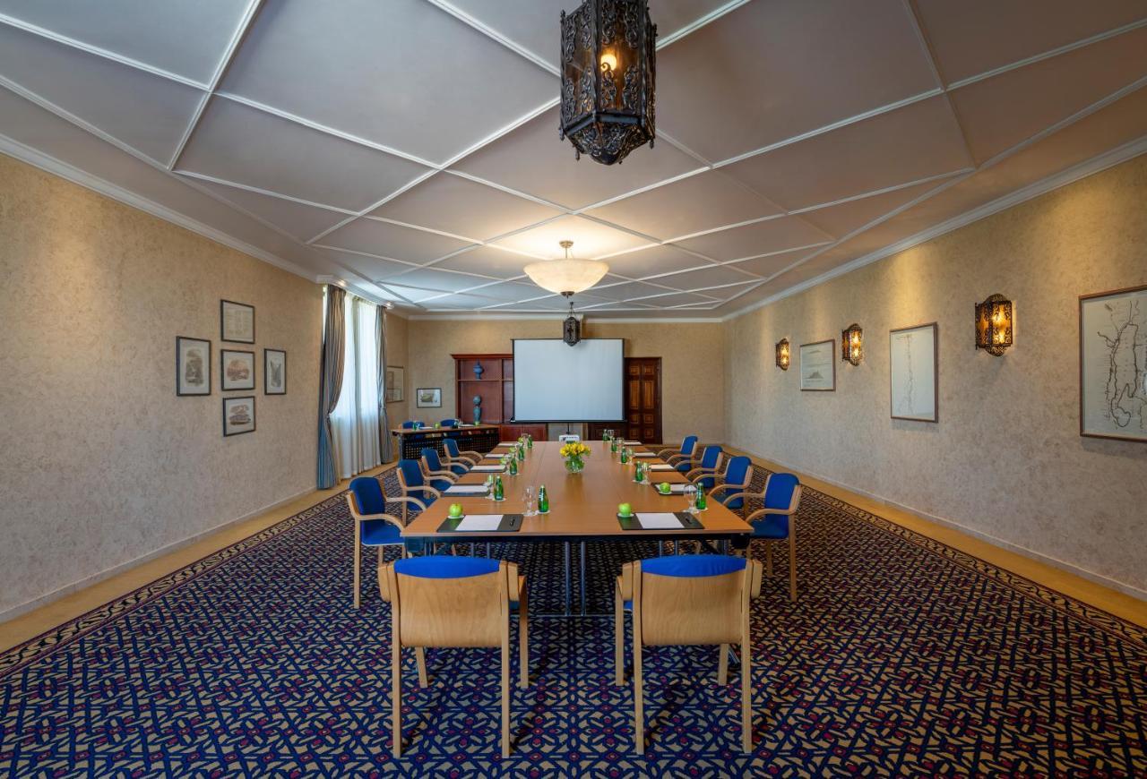 Moevenpick & Dead Sea Complex 5*