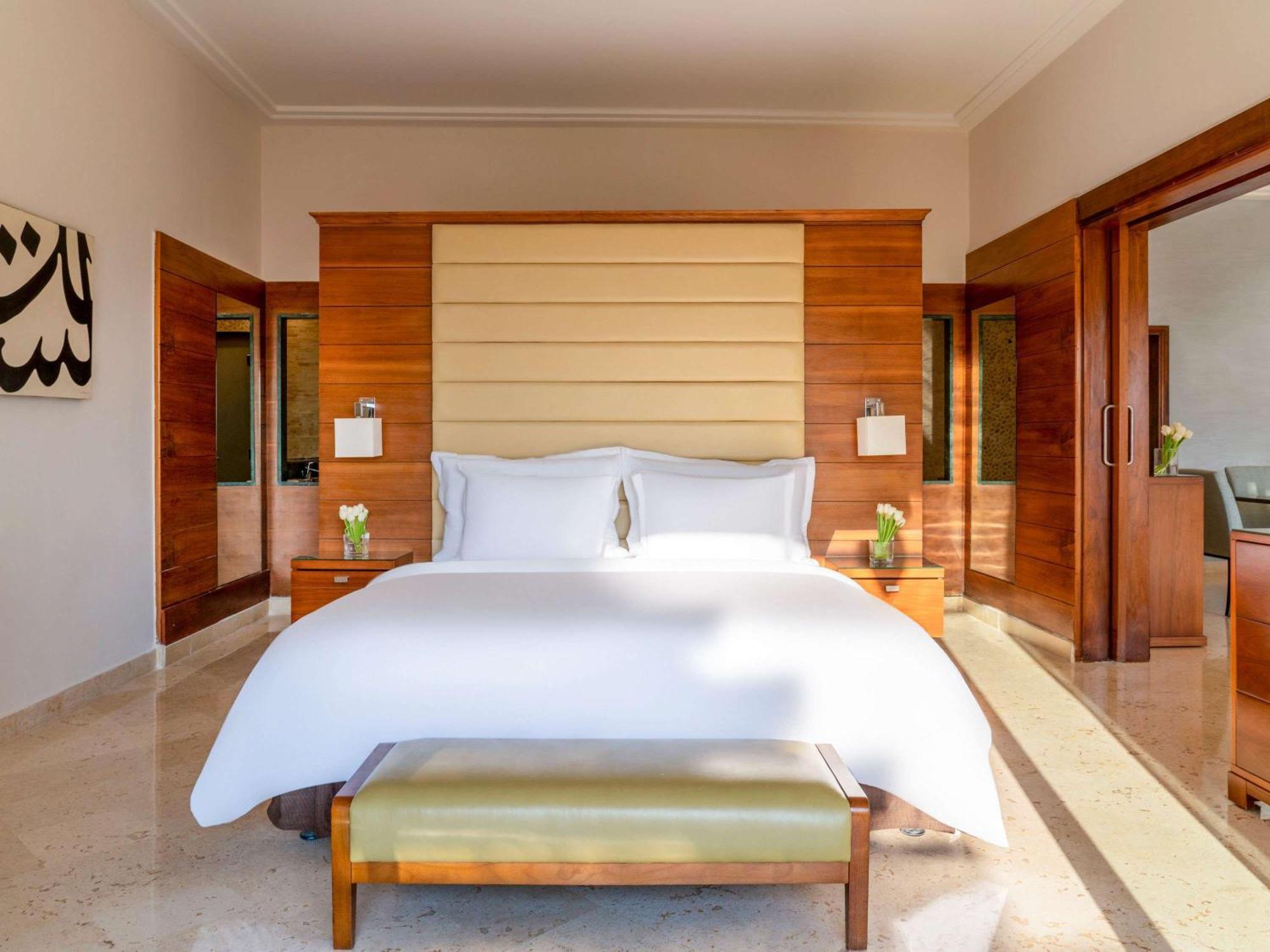 Moevenpick & Dead Sea 5* Sweimeh